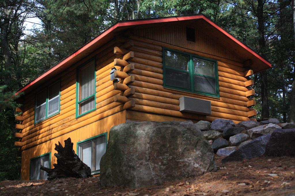 Meadowbrook Resort Wisconsin Dells Exterior photo