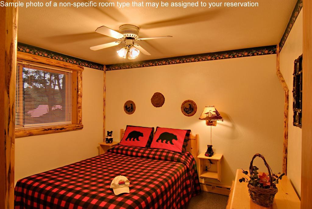 Meadowbrook Resort Wisconsin Dells Exterior photo