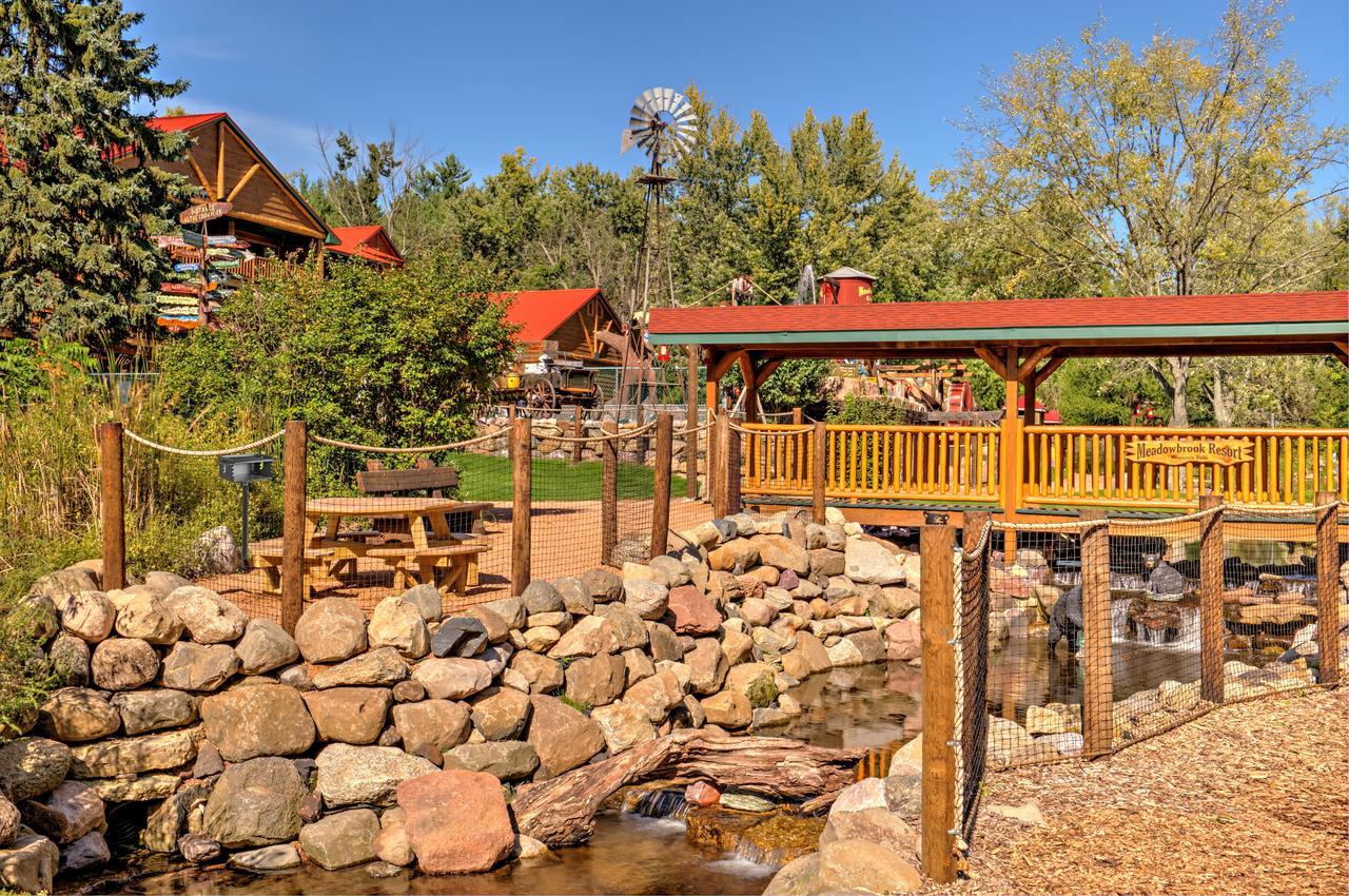 Meadowbrook Resort Wisconsin Dells Exterior photo